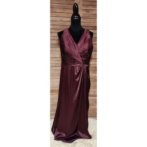 YMSHA Burgundy Size 16W V-Neck Bridesmaid Dresses with Slit Ruched Waist Satin - Picture 2 of 10